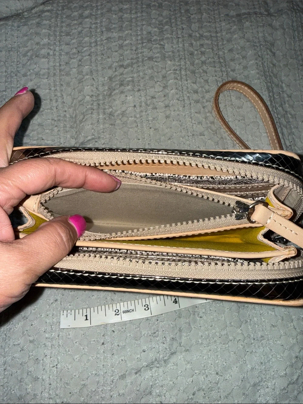 Consuela Kyle Essential Wallet